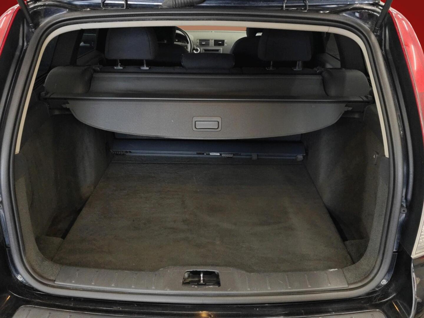 VOLVO V50 2008