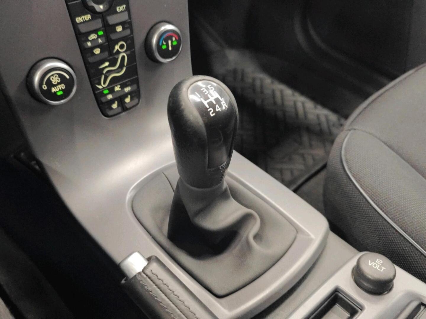 VOLVO V50 2008