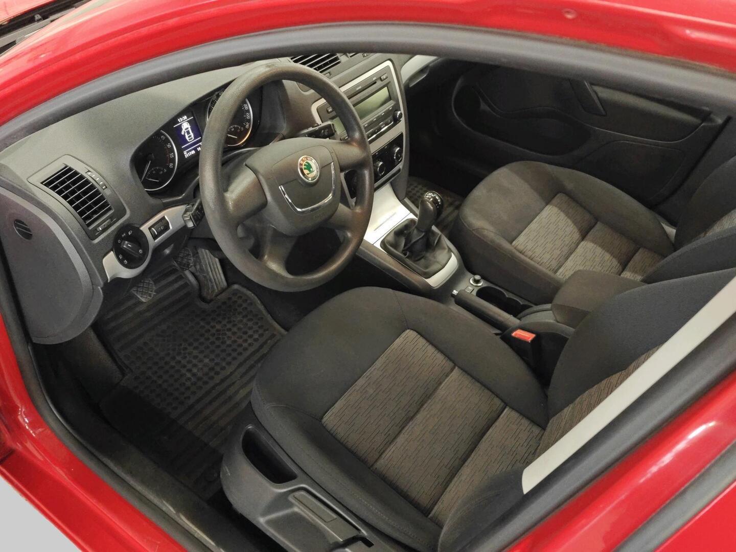 SKODA Octavia 2010