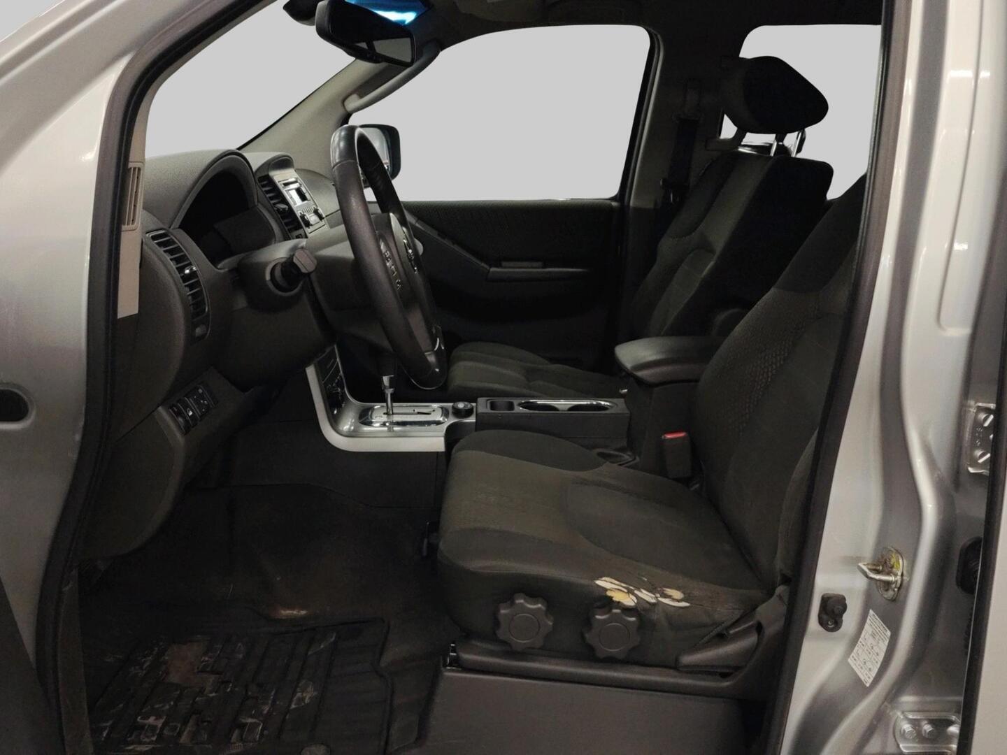 NISSAN Pathfinder 2013