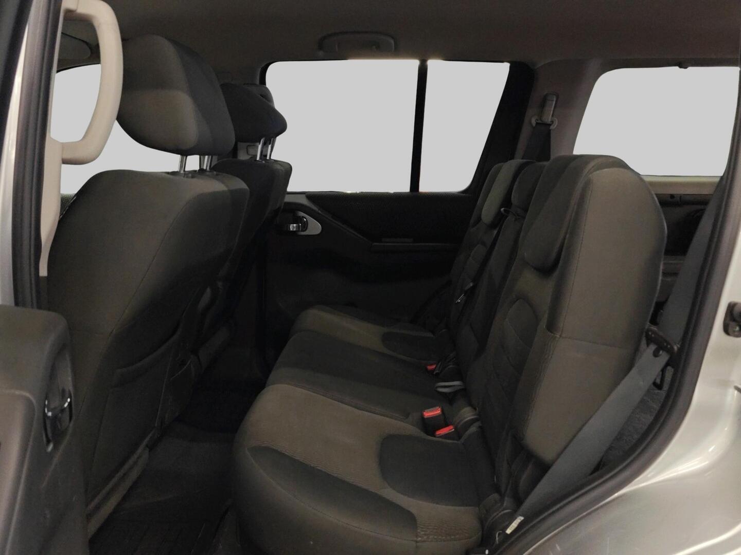 NISSAN Pathfinder 2013