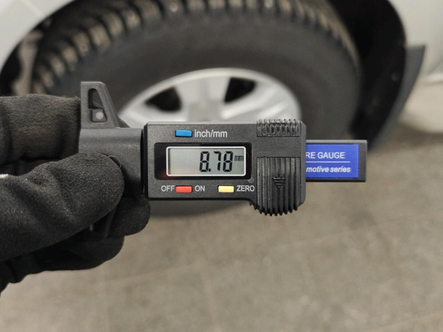 NISSAN Pathfinder 2013