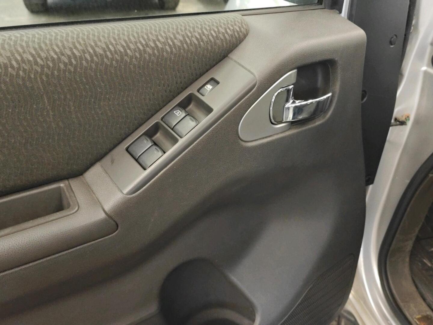 NISSAN Pathfinder 2013