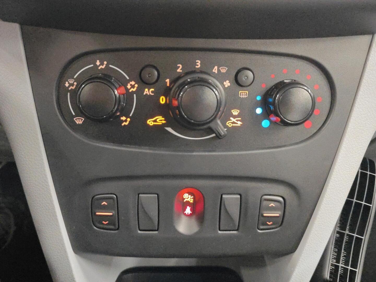 DACIA Sandero 2014