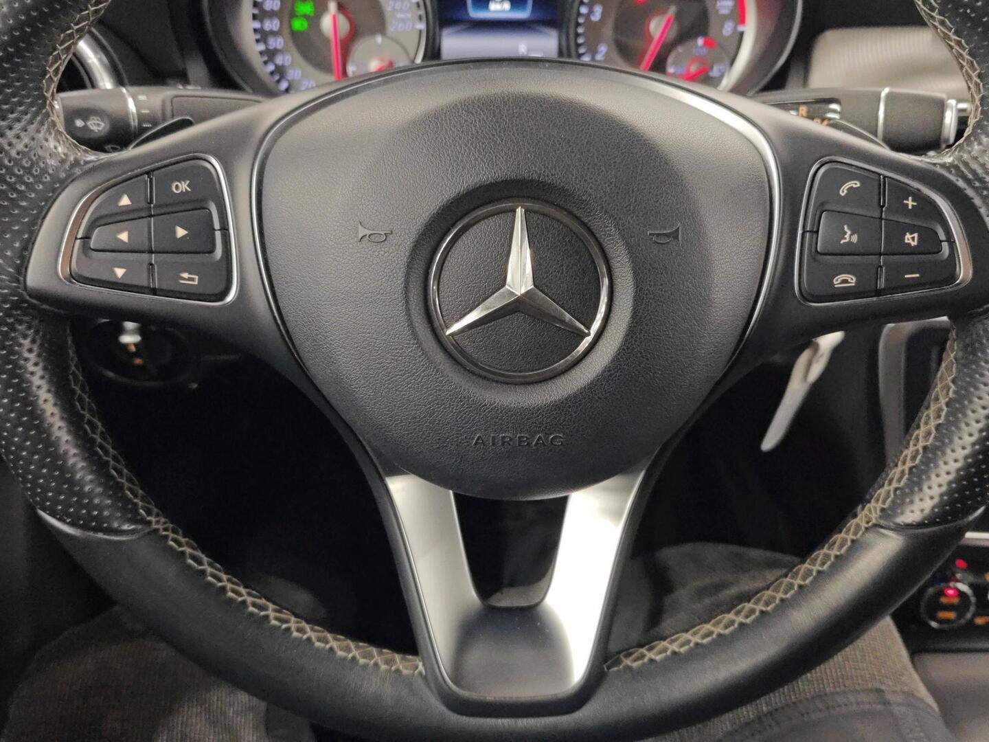 MERCEDES-BENZ CLA 2016