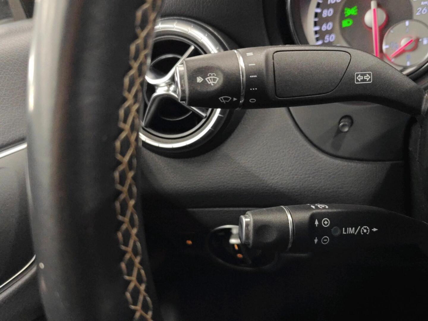 MERCEDES-BENZ CLA 2016