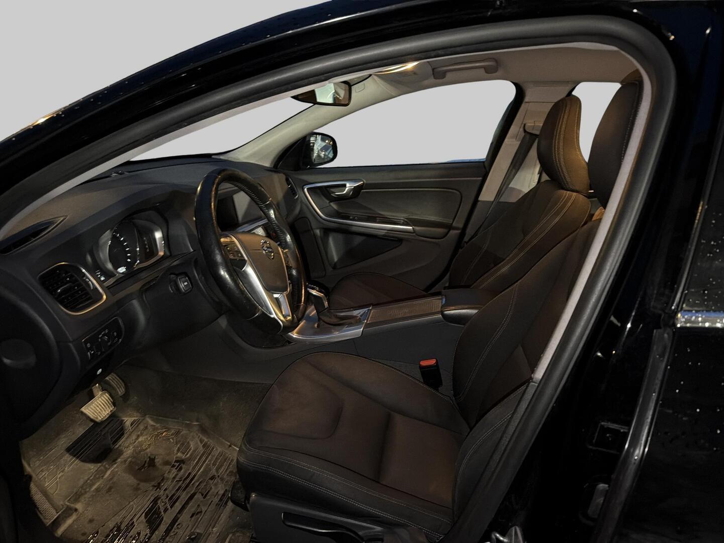 VOLVO S60 2017