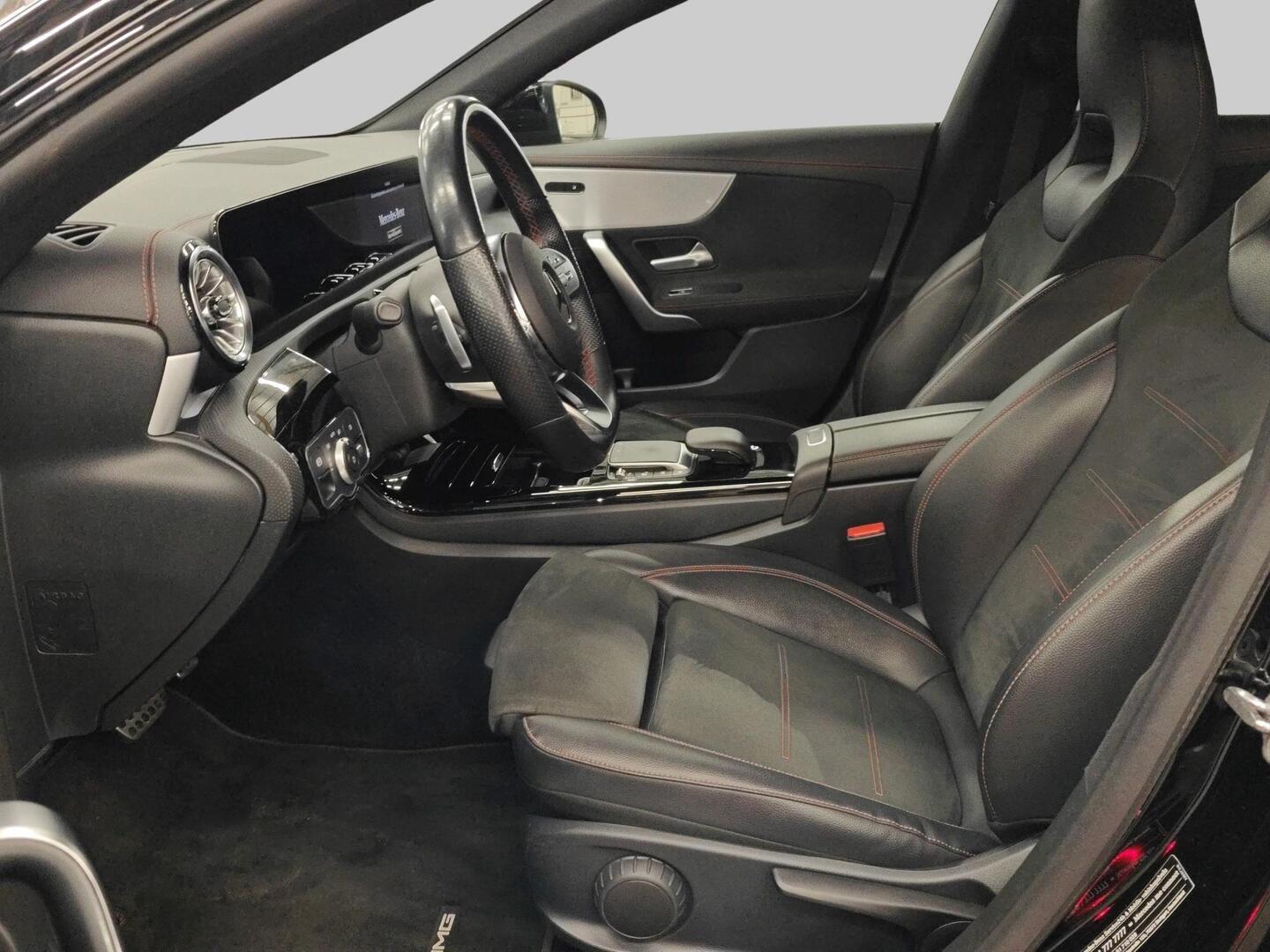 MERCEDES-BENZ CLA 2021