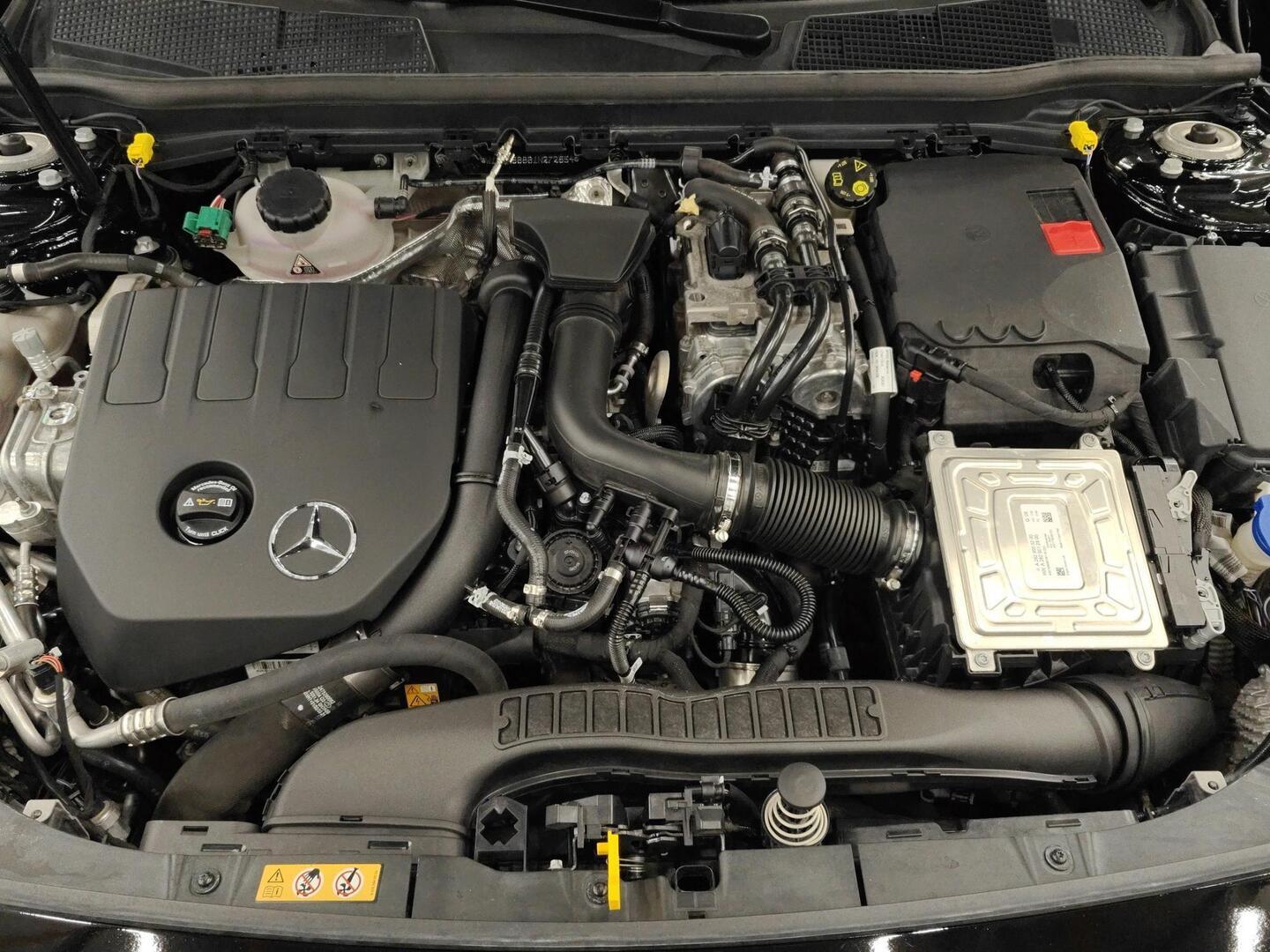 MERCEDES-BENZ CLA 2021