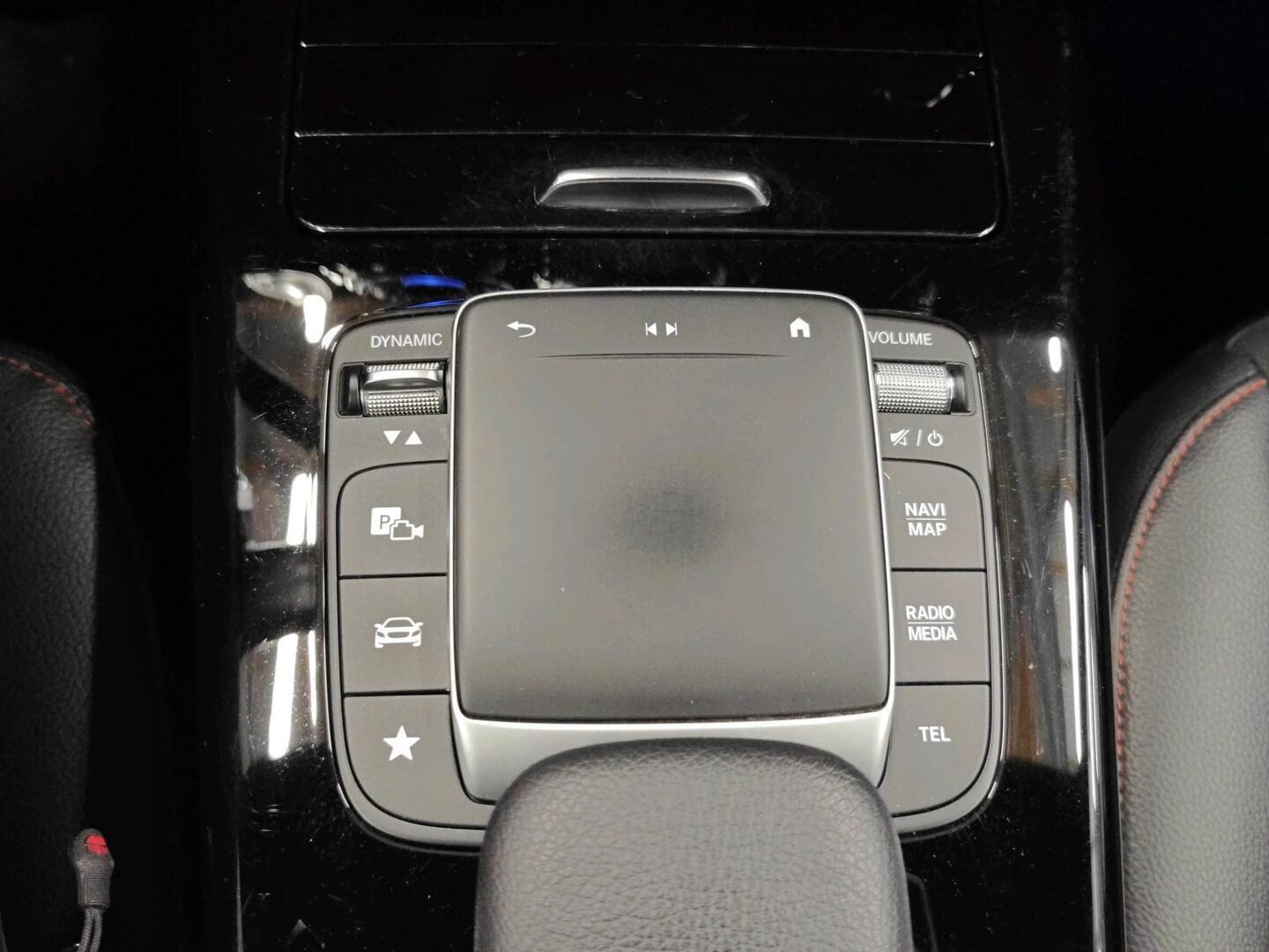 MERCEDES-BENZ CLA 2021