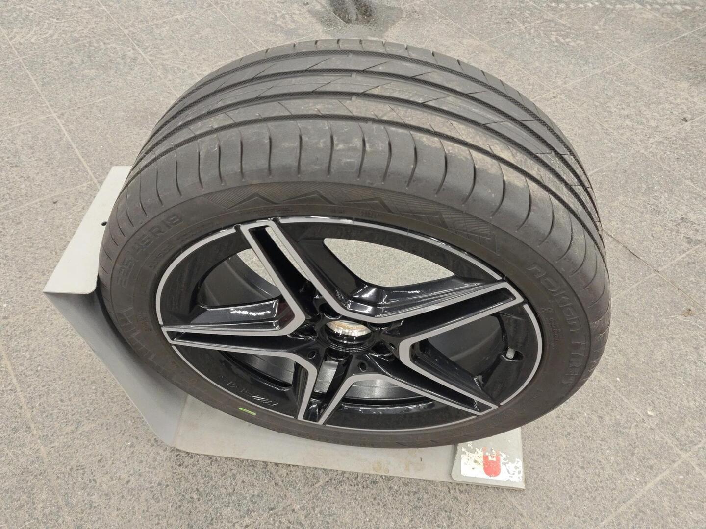 MERCEDES-BENZ CLA 2021