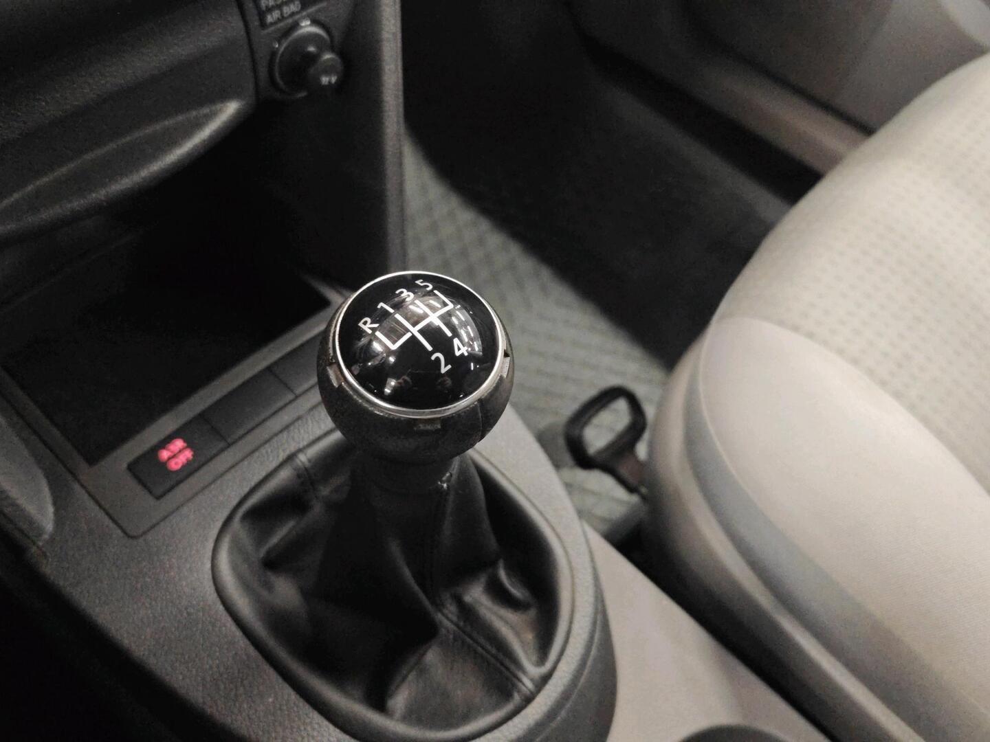 VOLKSWAGEN CADDY 2009