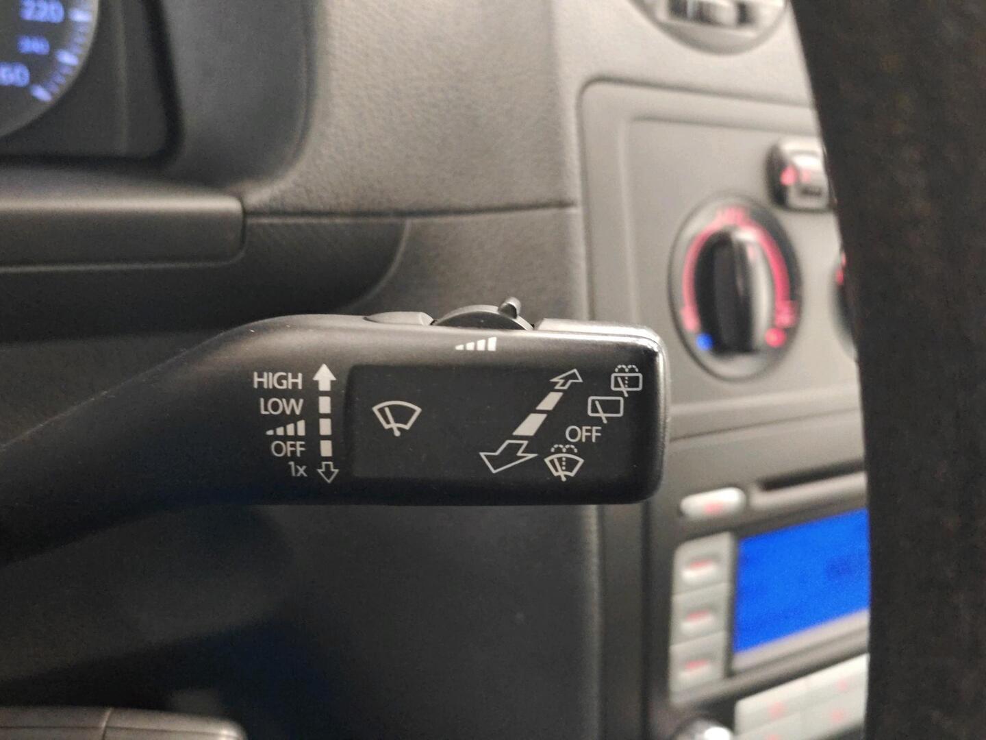 VOLKSWAGEN CADDY 2009