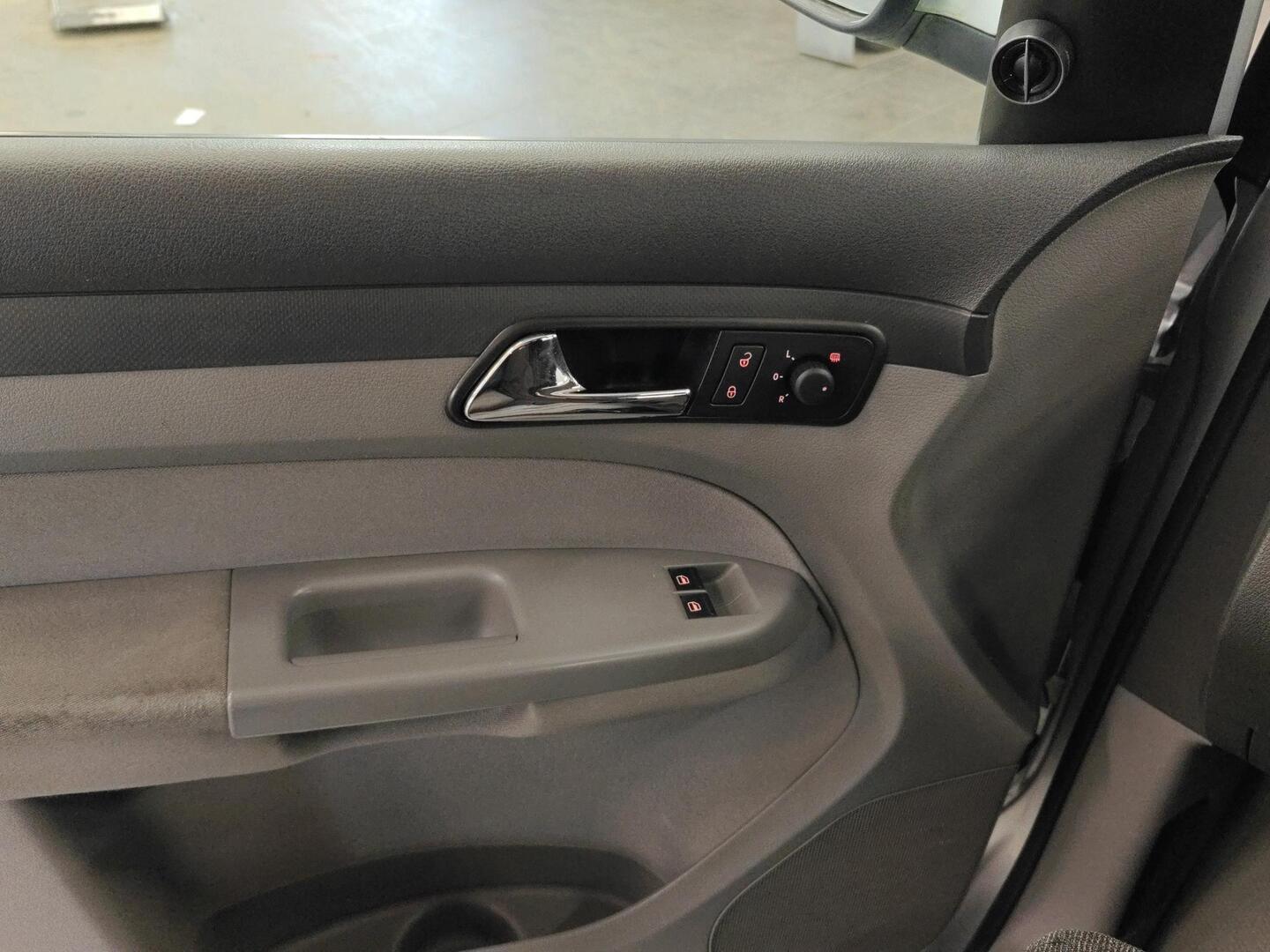 VOLKSWAGEN CADDY 2009