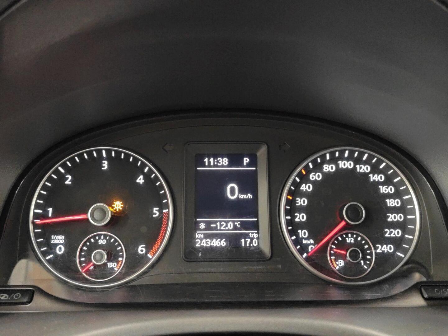 VOLKSWAGEN Caddy Maxi 2015