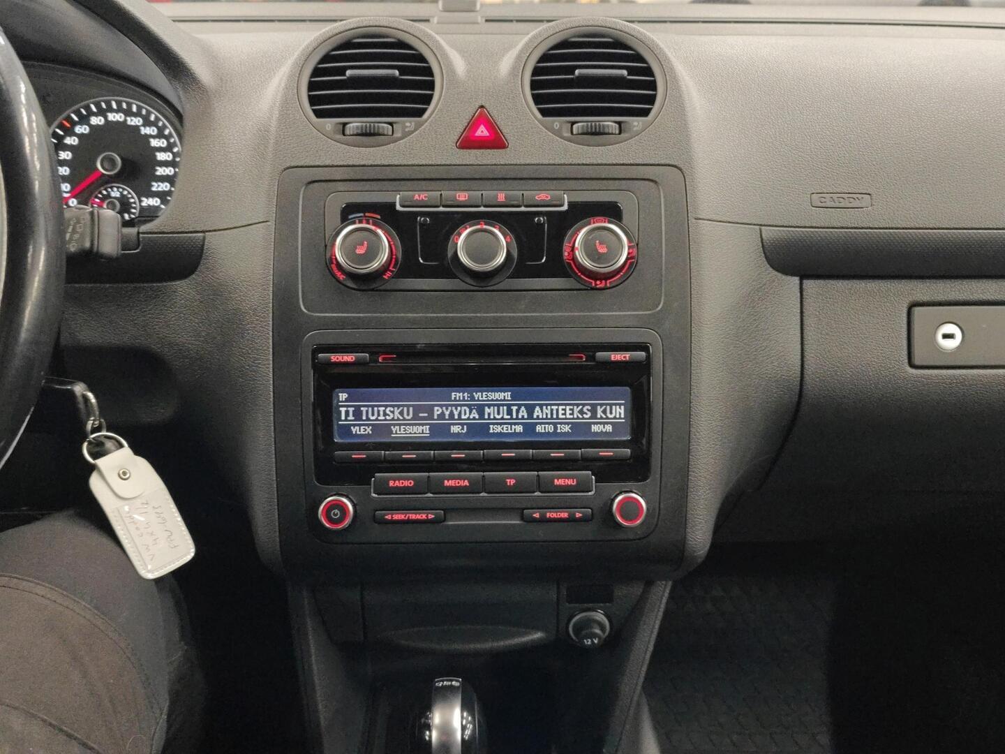 VOLKSWAGEN Caddy Maxi 2015