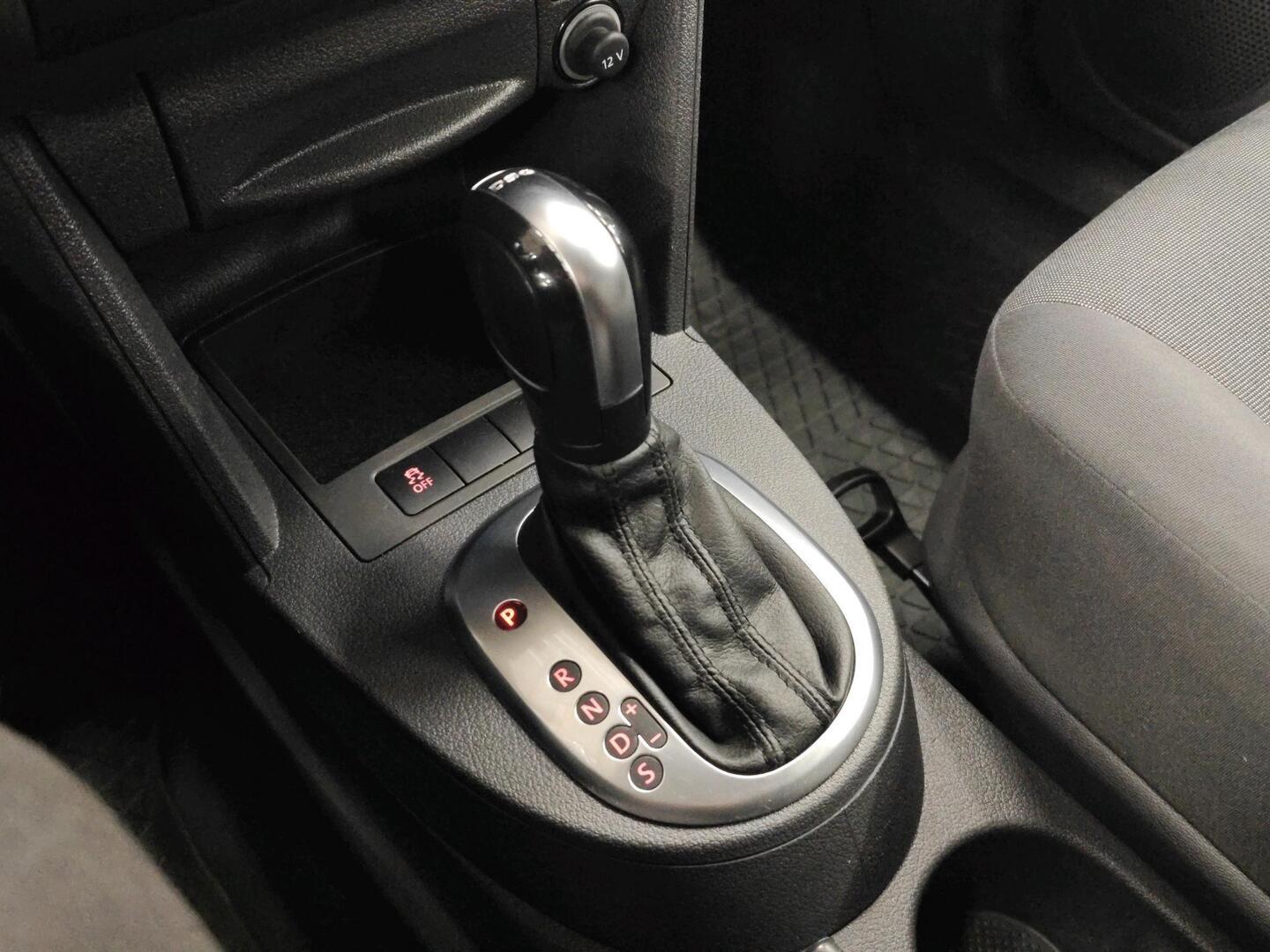 VOLKSWAGEN Caddy Maxi 2015