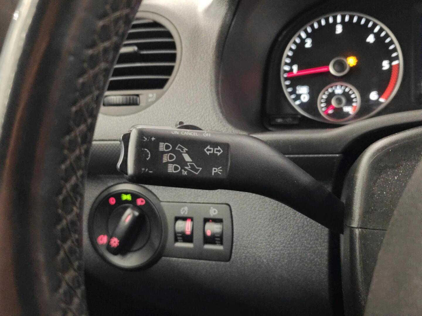 VOLKSWAGEN Caddy Maxi 2015