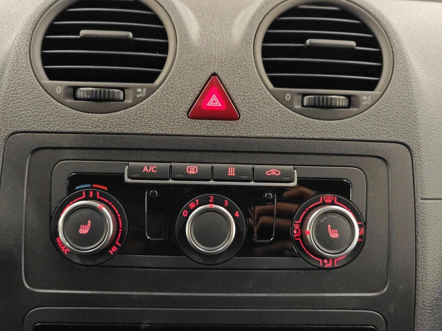 VOLKSWAGEN Caddy Maxi 2015