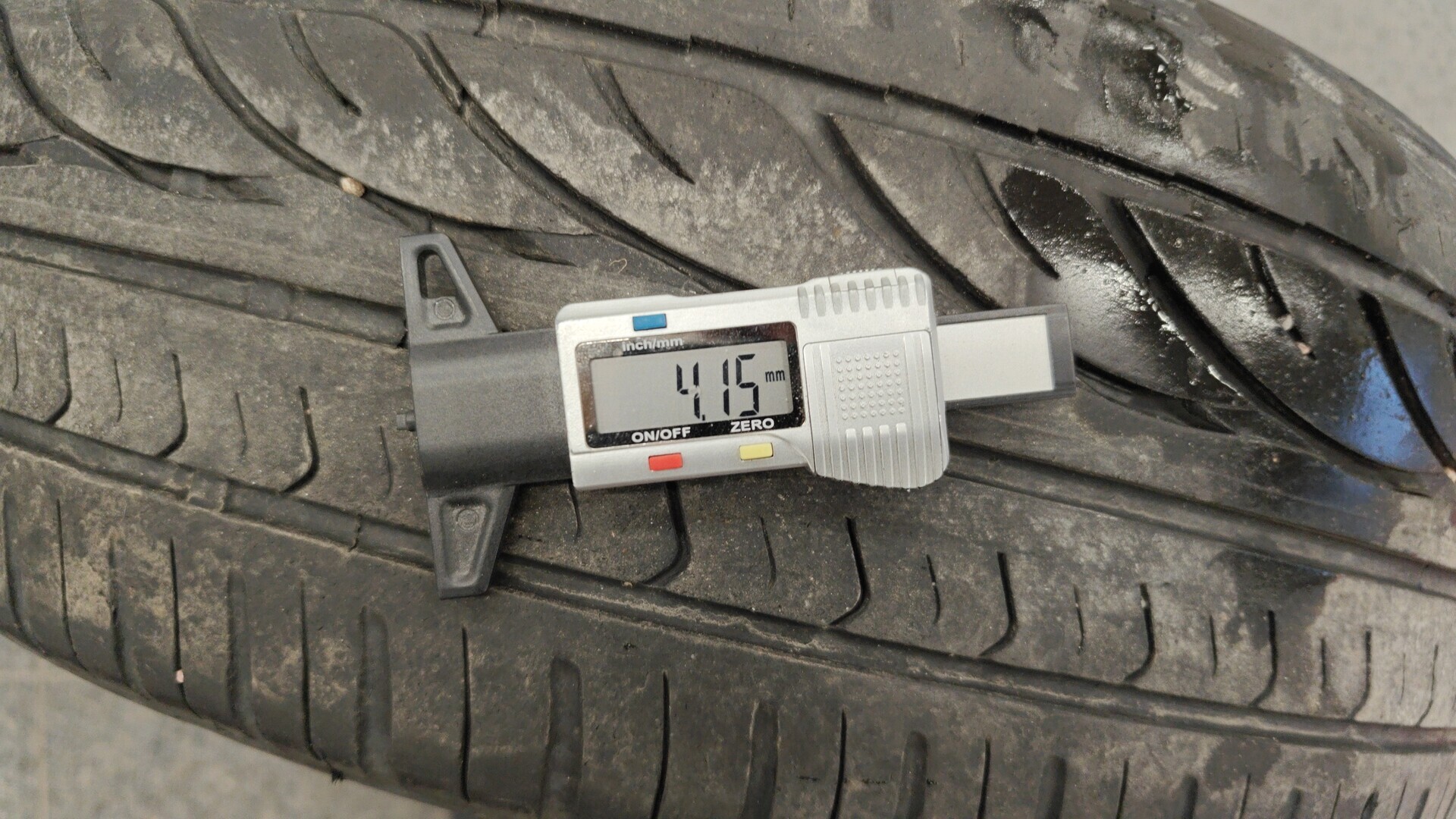 VOLKSWAGEN Caddy Maxi 2015