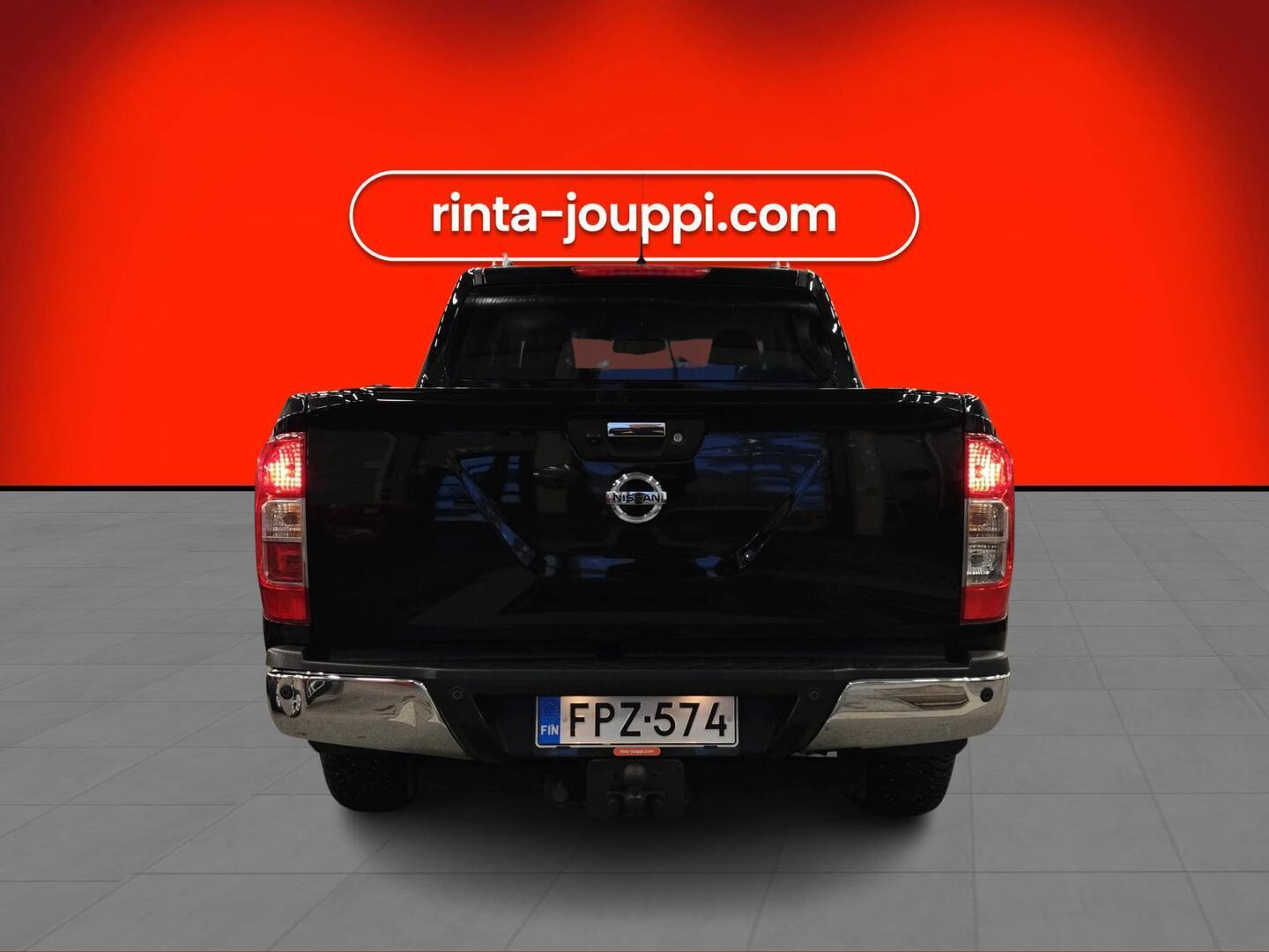 NISSAN Navara 2017