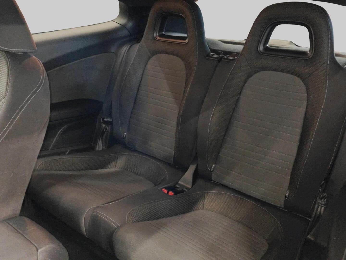 VOLKSWAGEN Scirocco 2010