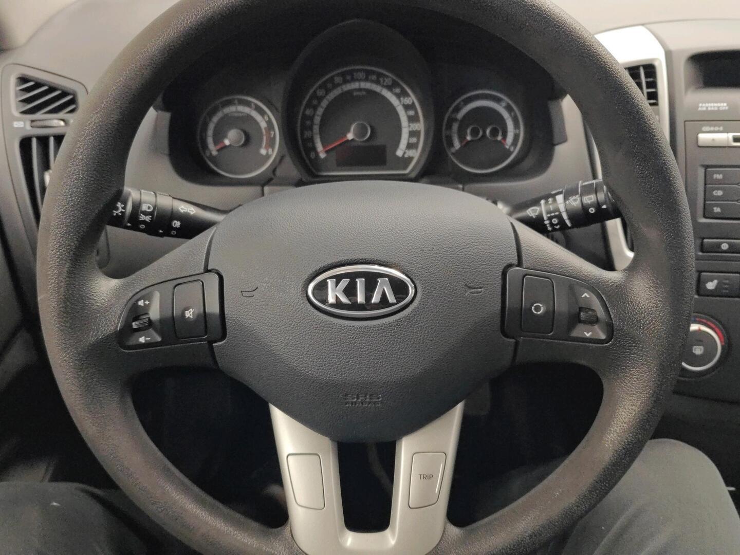 KIA cee'd 2011