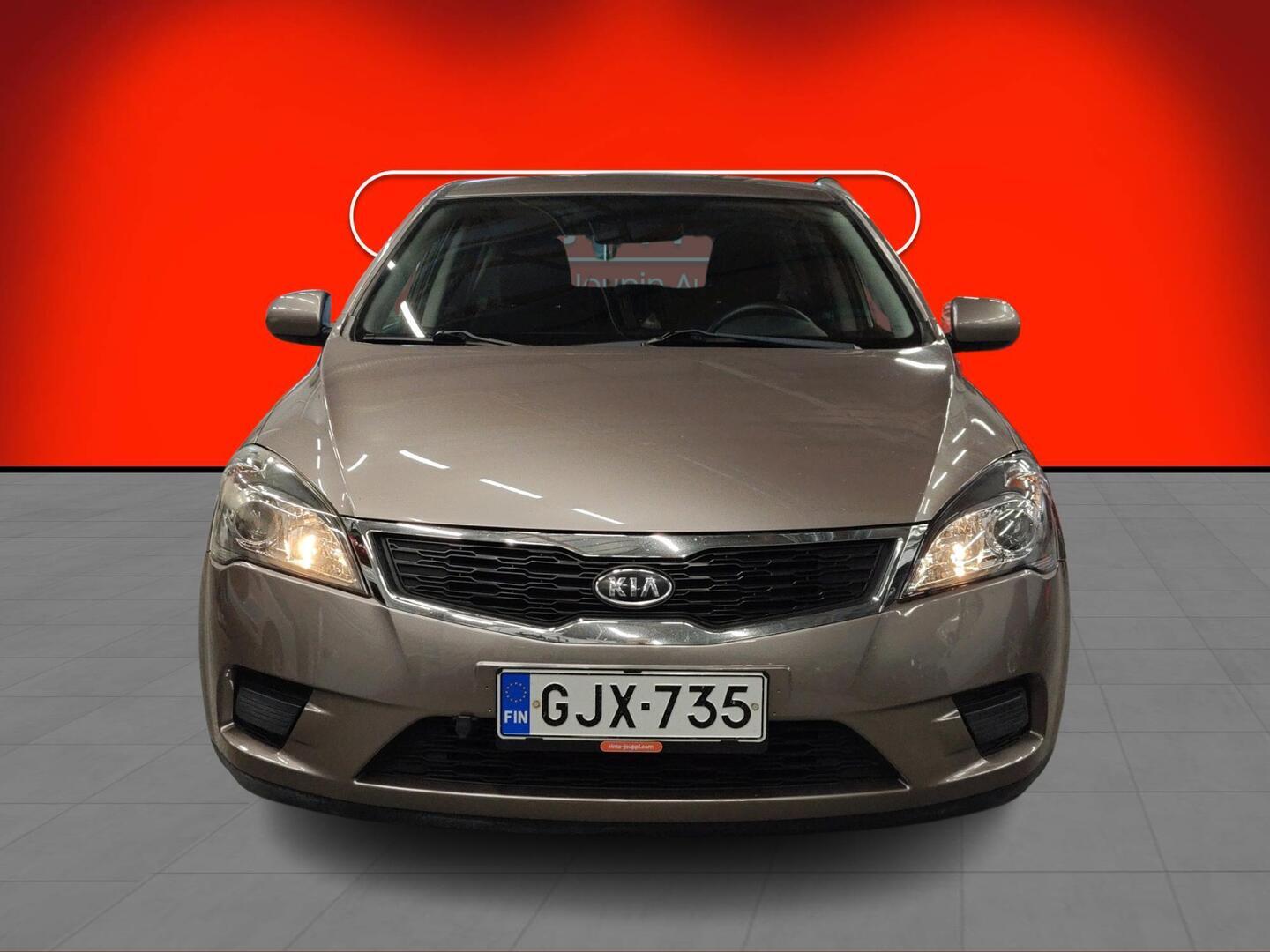 KIA cee'd 2011