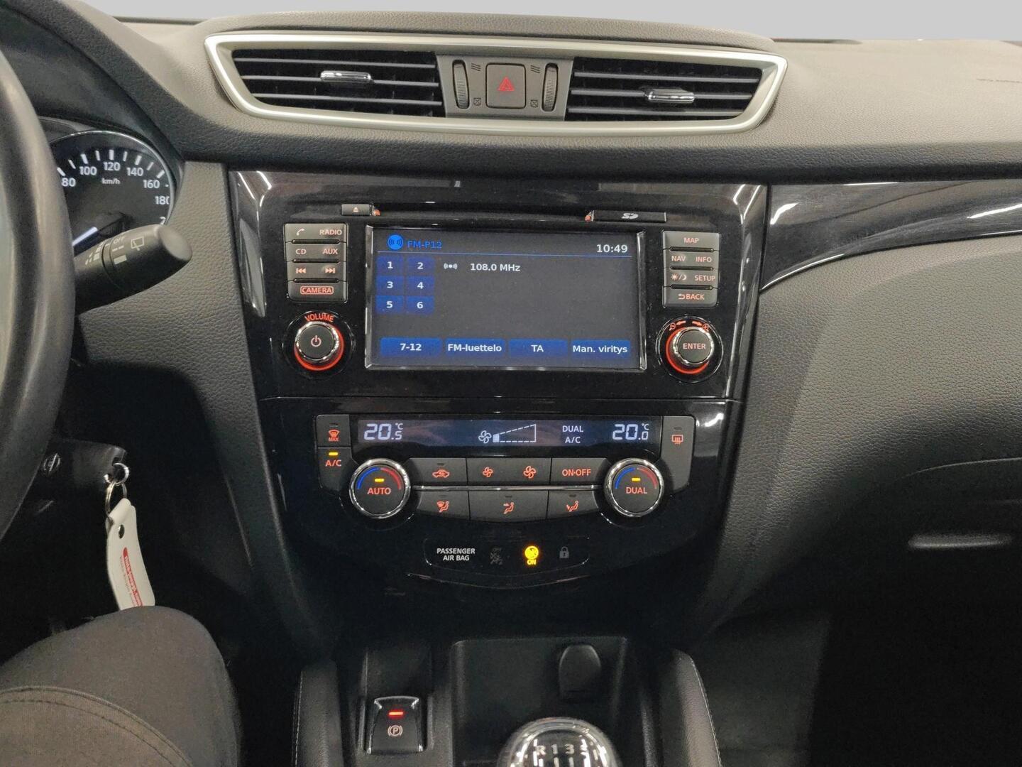 NISSAN Qashqai 2016
