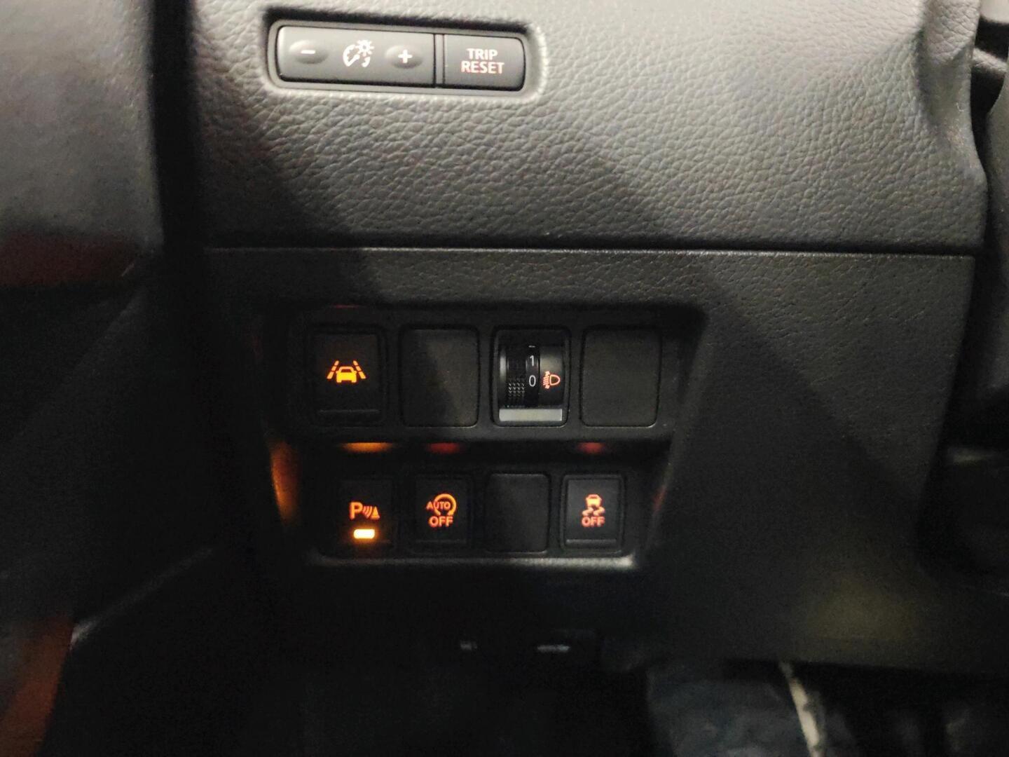 NISSAN Qashqai 2016