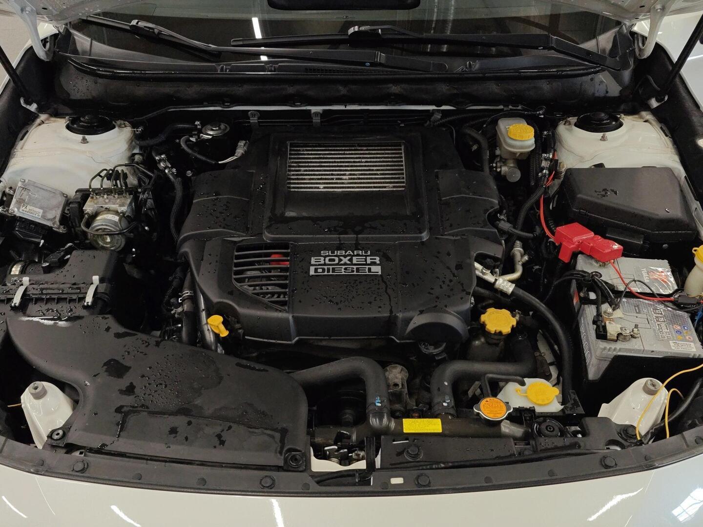 SUBARU Outback 2015