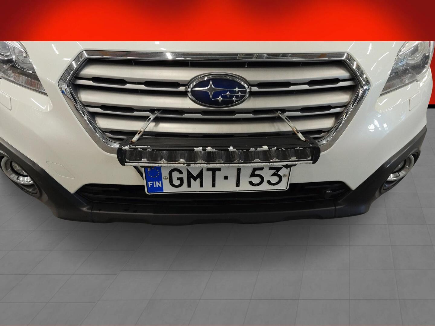 SUBARU Outback 2015