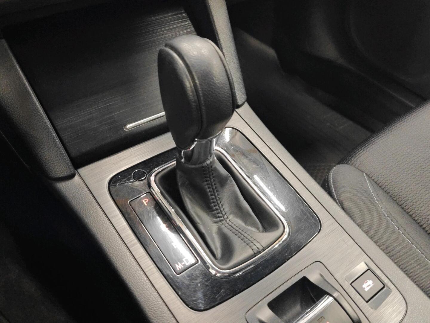 SUBARU Outback 2015