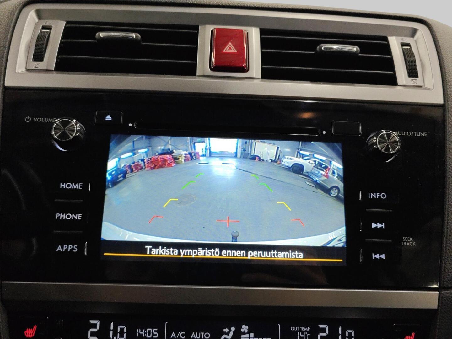 SUBARU Outback 2015