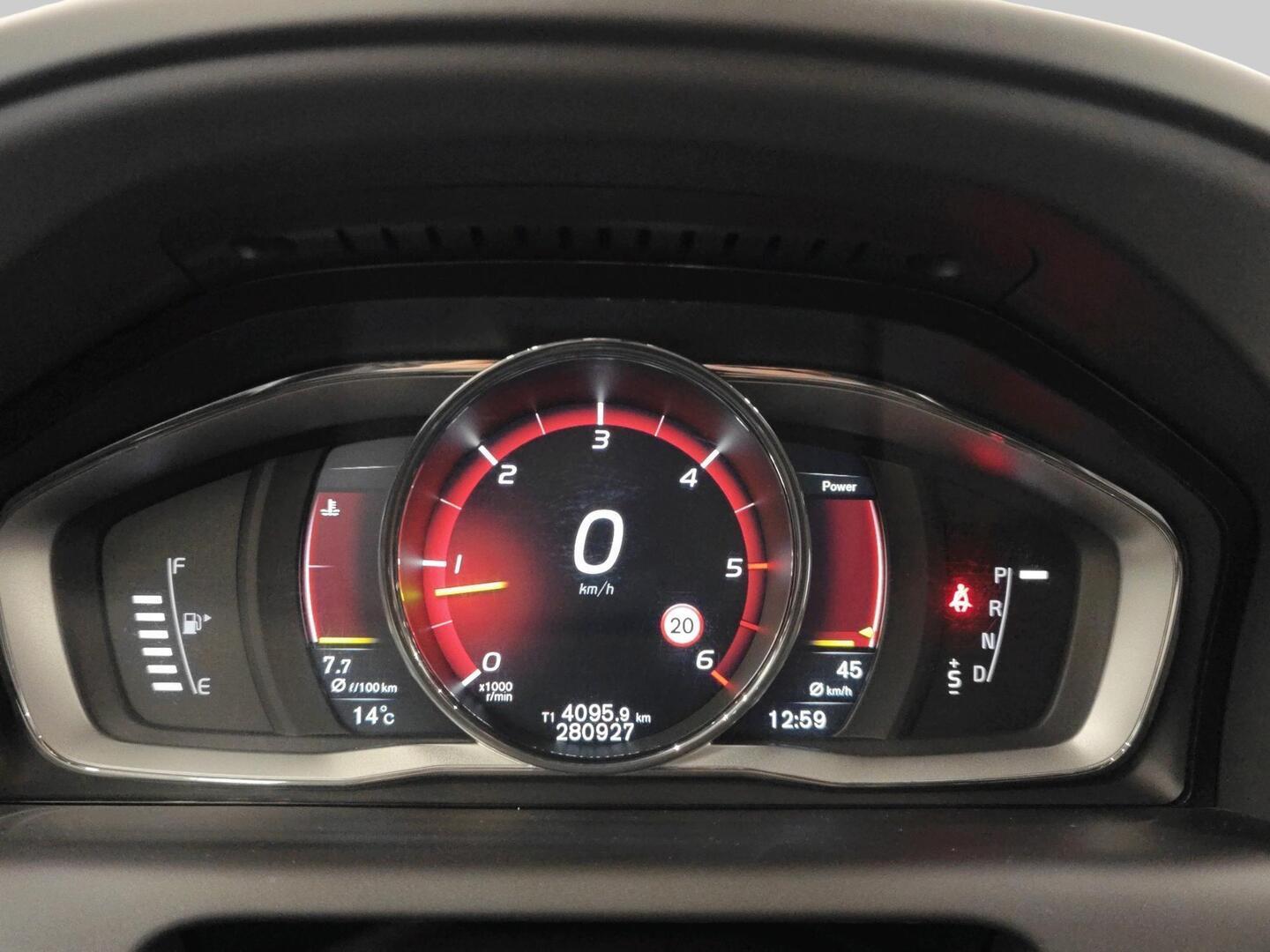 VOLVO XC60 2016