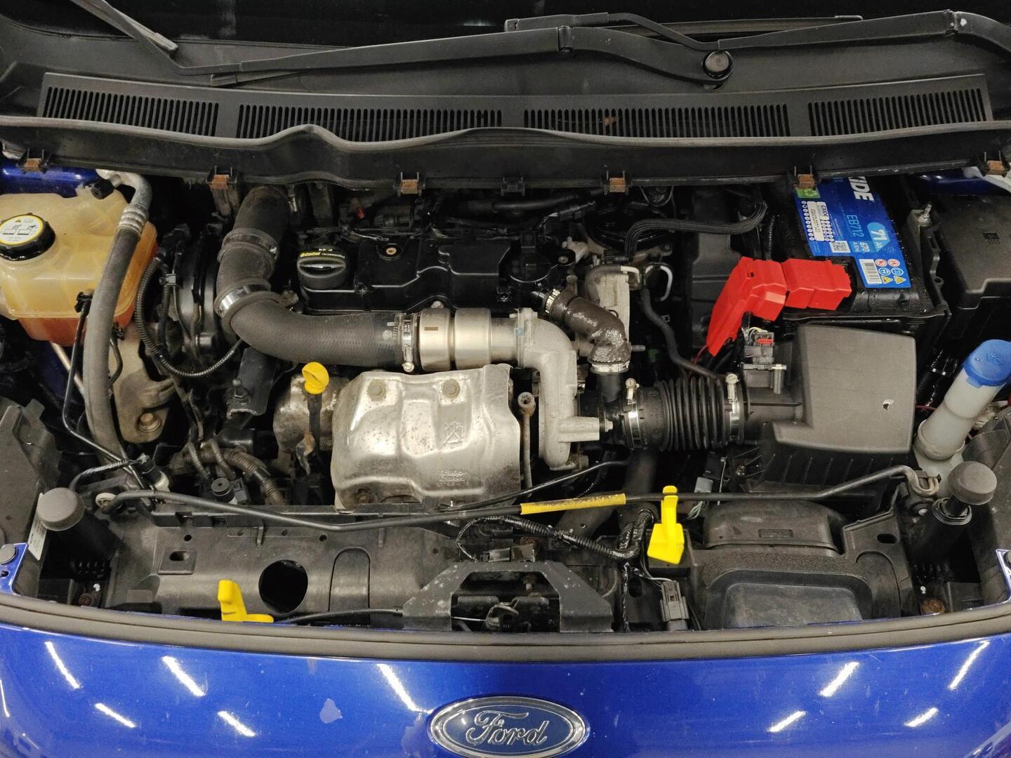 FORD Transit Courier 2015