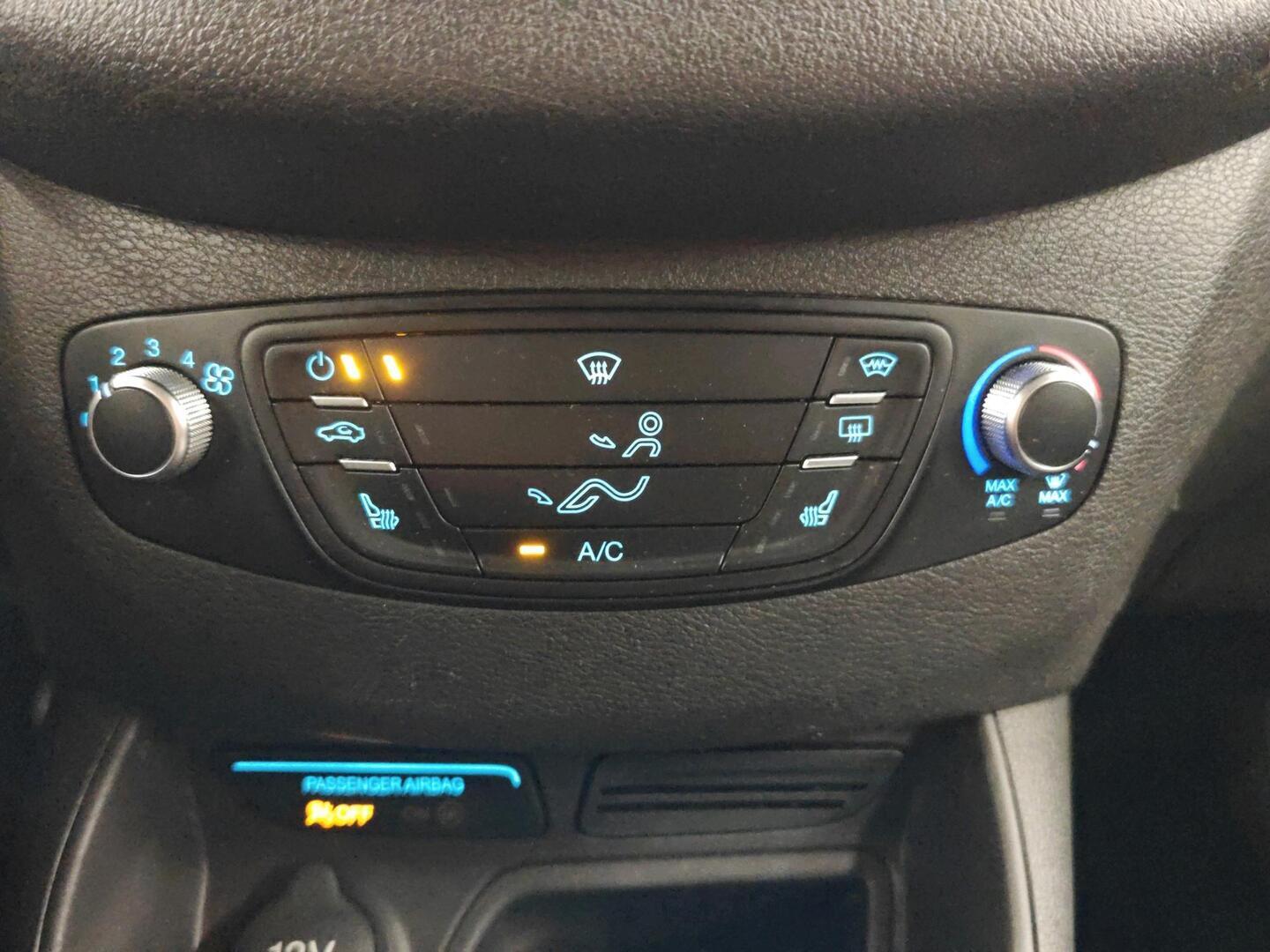 FORD Transit Courier 2015