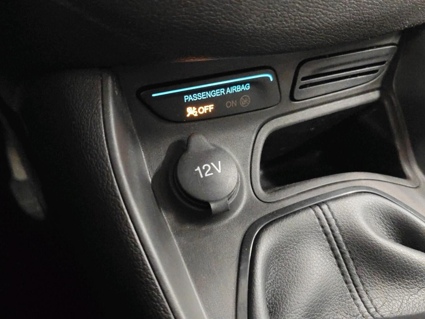 FORD Transit Courier 2015