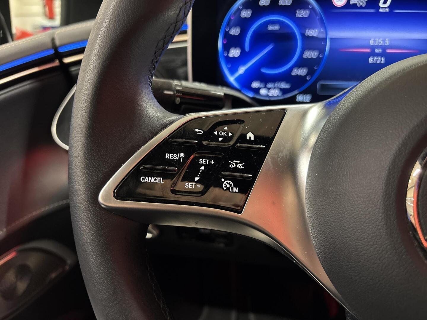 MERCEDES-BENZ EQE 2023