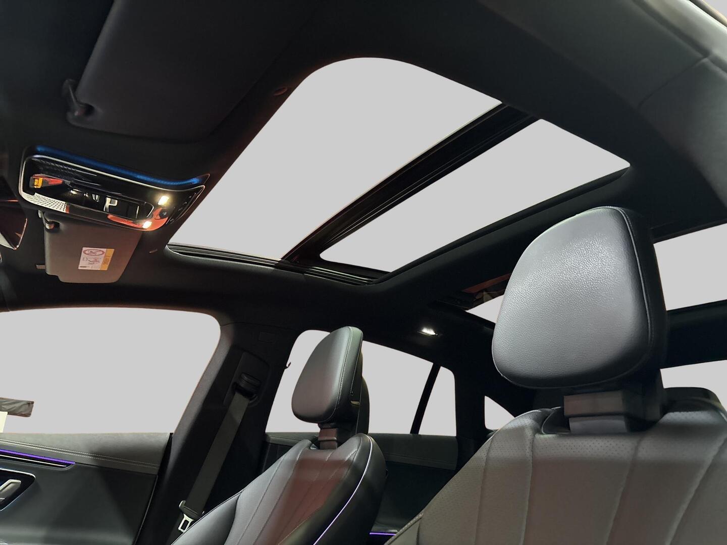 MERCEDES-BENZ EQE 2023