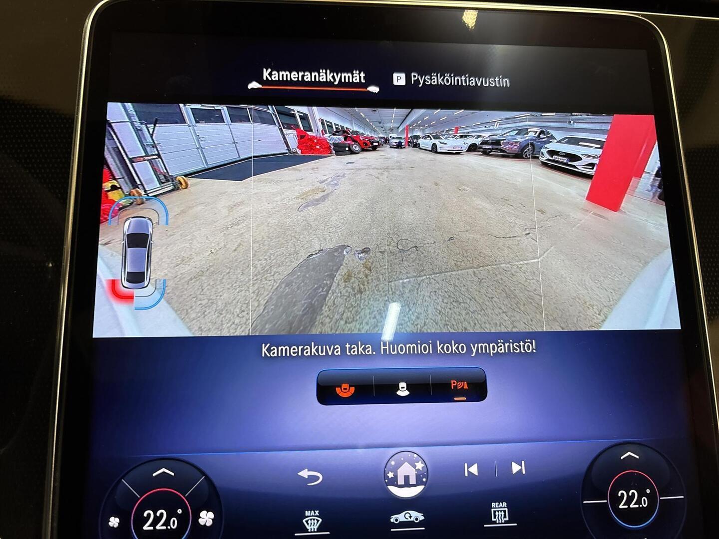 MERCEDES-BENZ EQE 2023