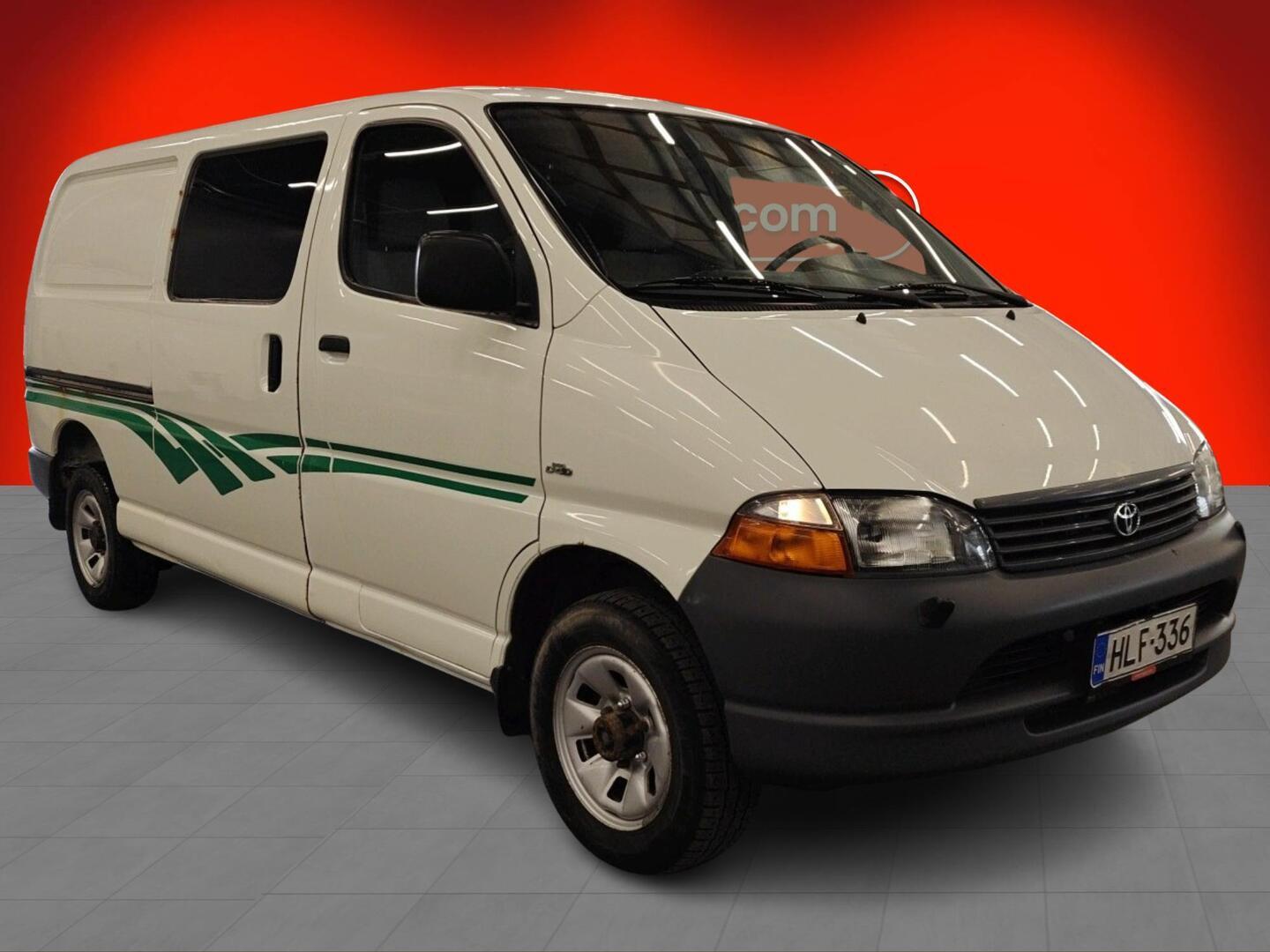 TOYOTA Hiace 2004