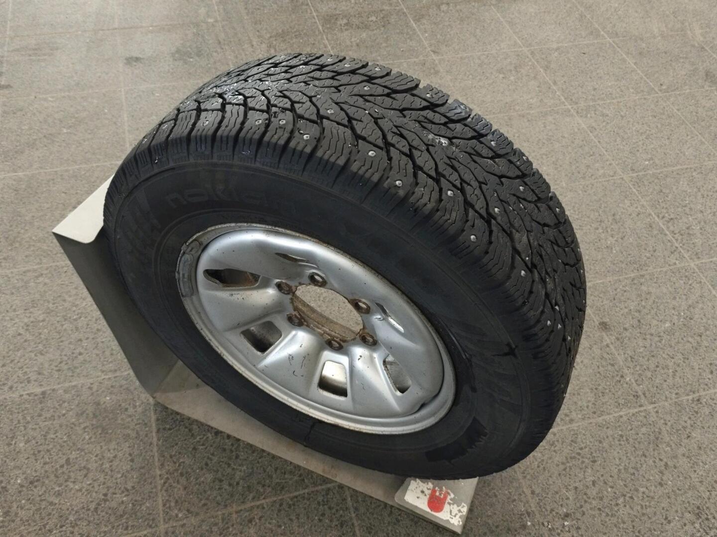 TOYOTA Hiace 2004