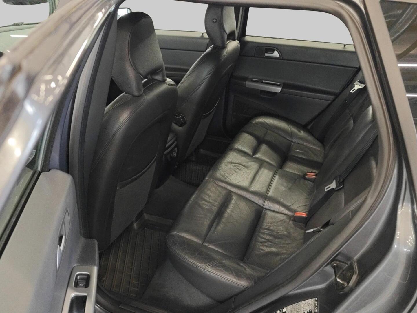 VOLVO V50 2006