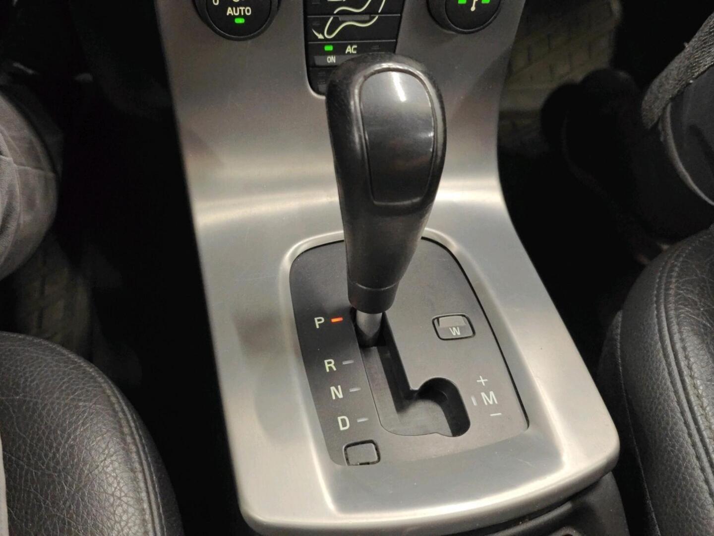VOLVO V50 2006