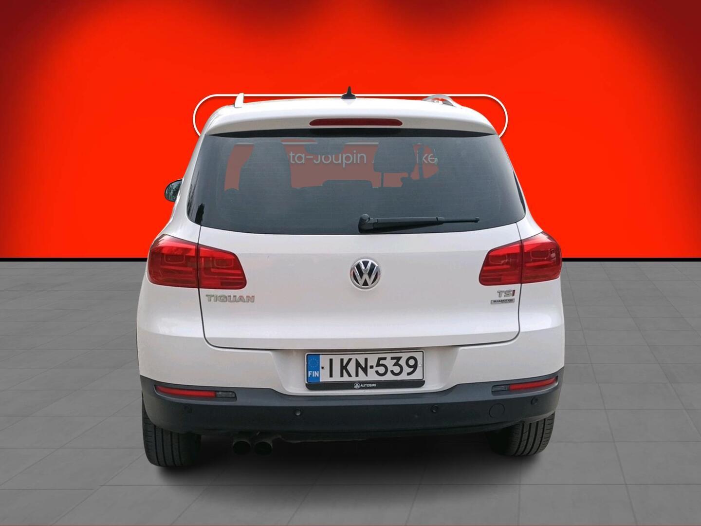 VOLKSWAGEN Tiguan 2012