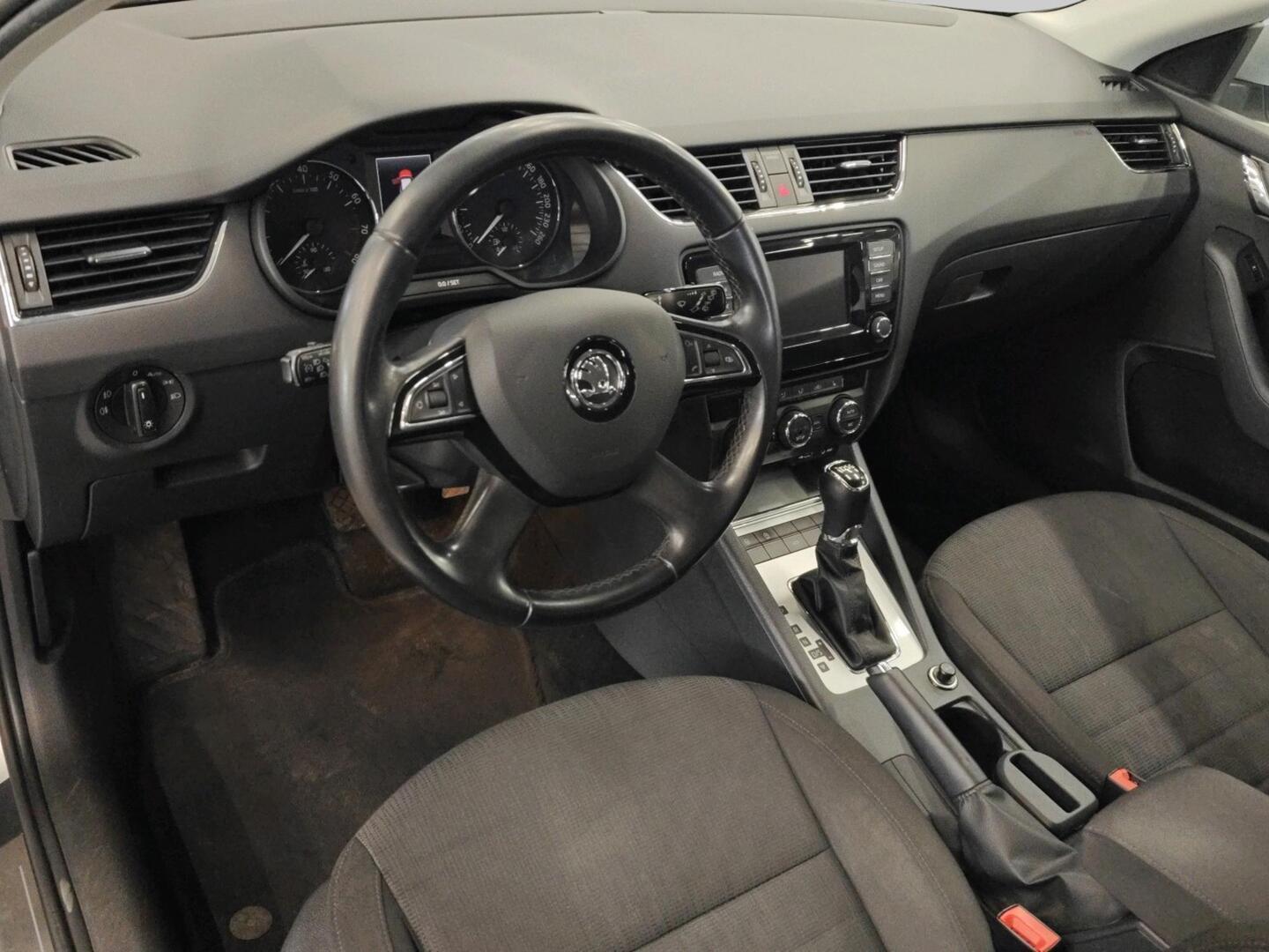 SKODA Octavia 2014