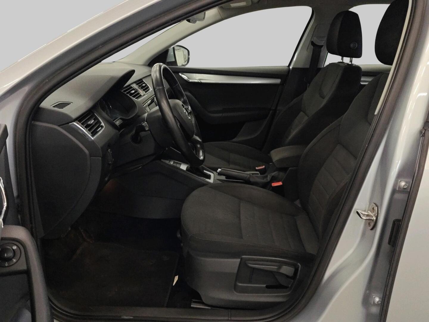 SKODA Octavia 2014