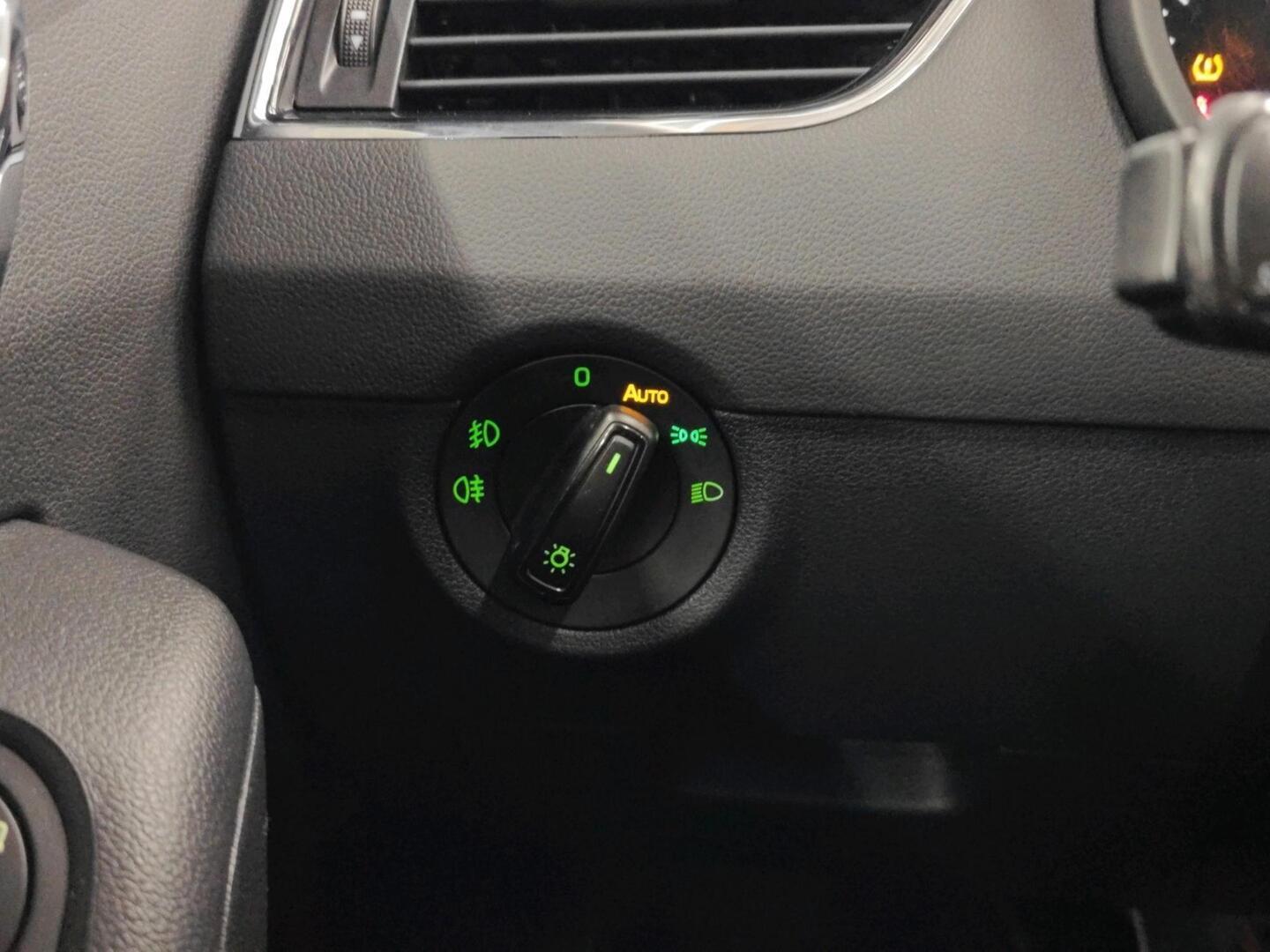 SKODA Octavia 2014