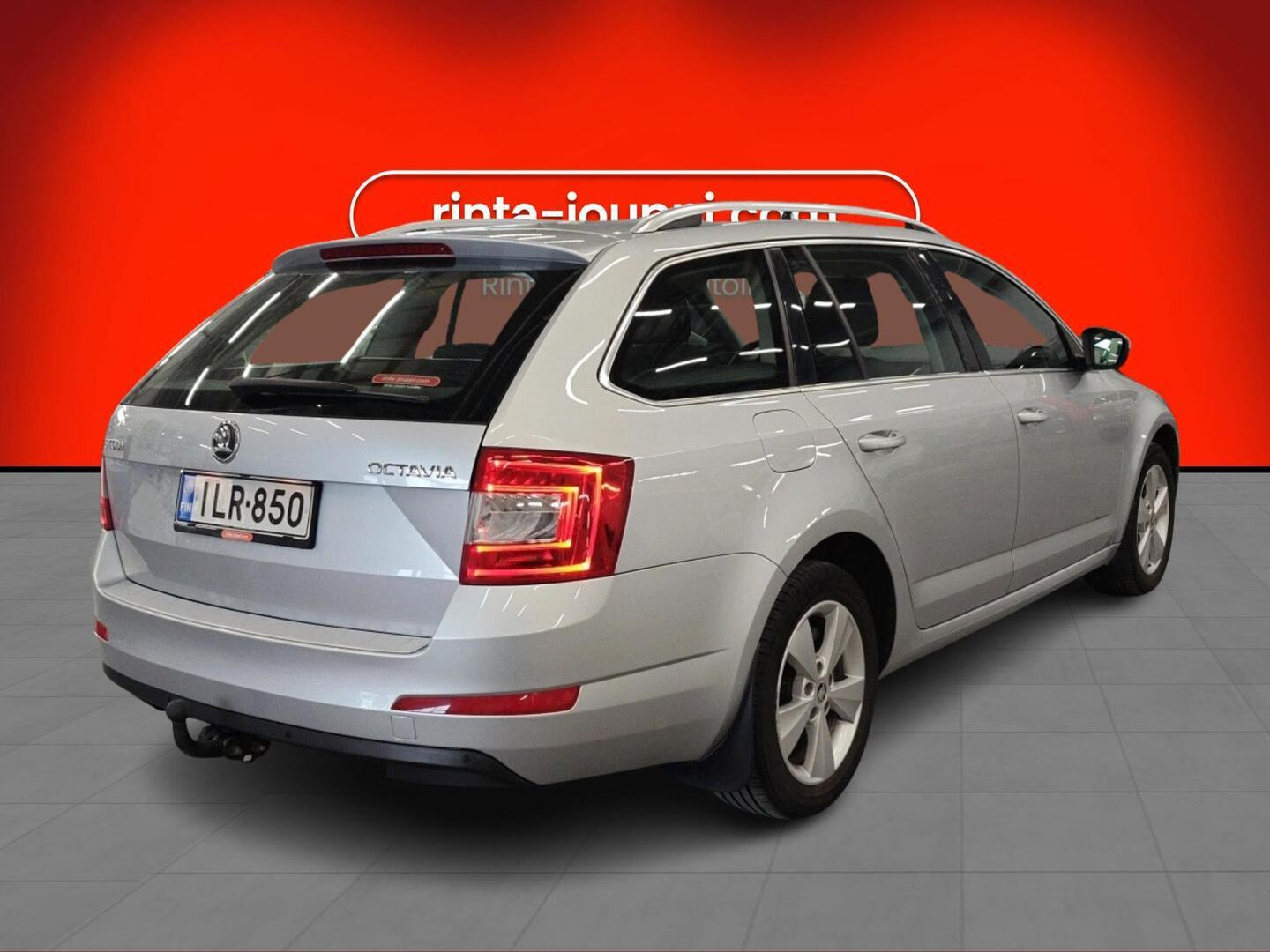 SKODA Octavia 2014